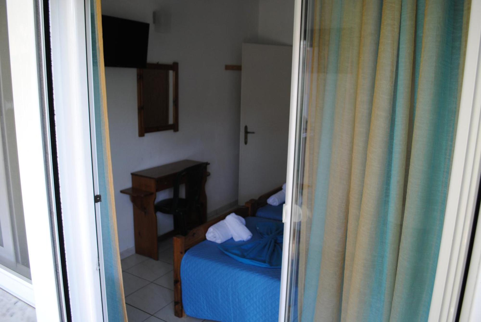 Artemis Apartments Παραλία Διονυσίου Εξωτερικό φωτογραφία