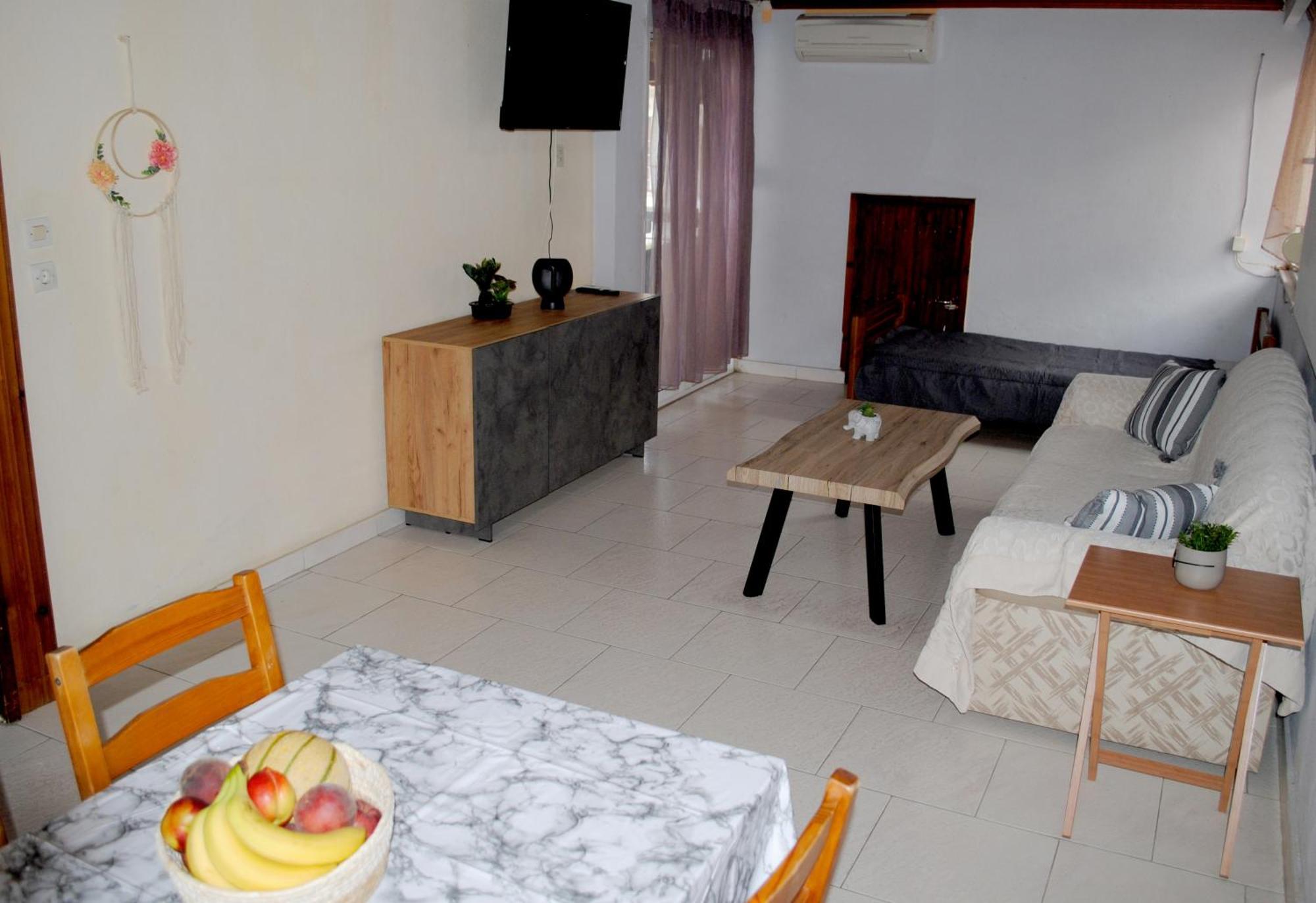 Artemis Apartments Παραλία Διονυσίου Εξωτερικό φωτογραφία
